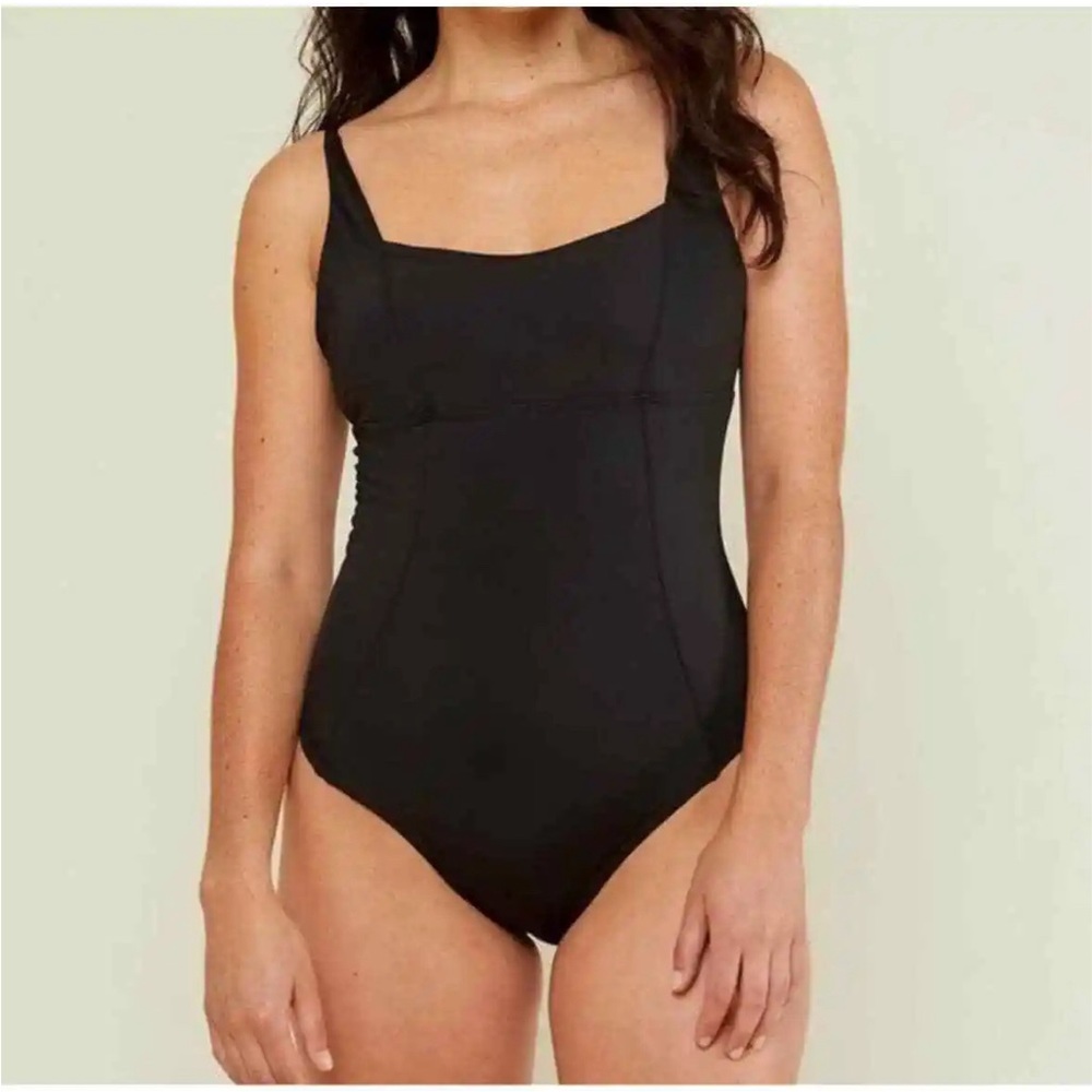 Andie One-piece swimsuit